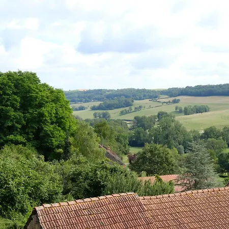 Chateau Arcade De Colombe * Sainte-Colombe (Isere)